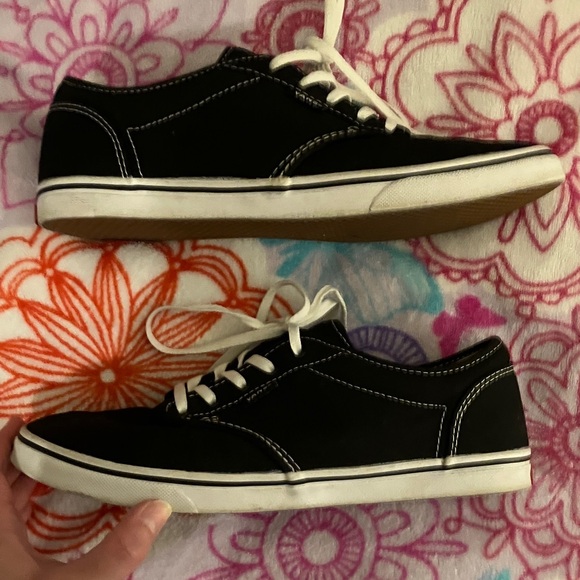 Vans Atwood Black and White Canvas Low Top Shoes Womens Size 9 - Picture 8 of 9